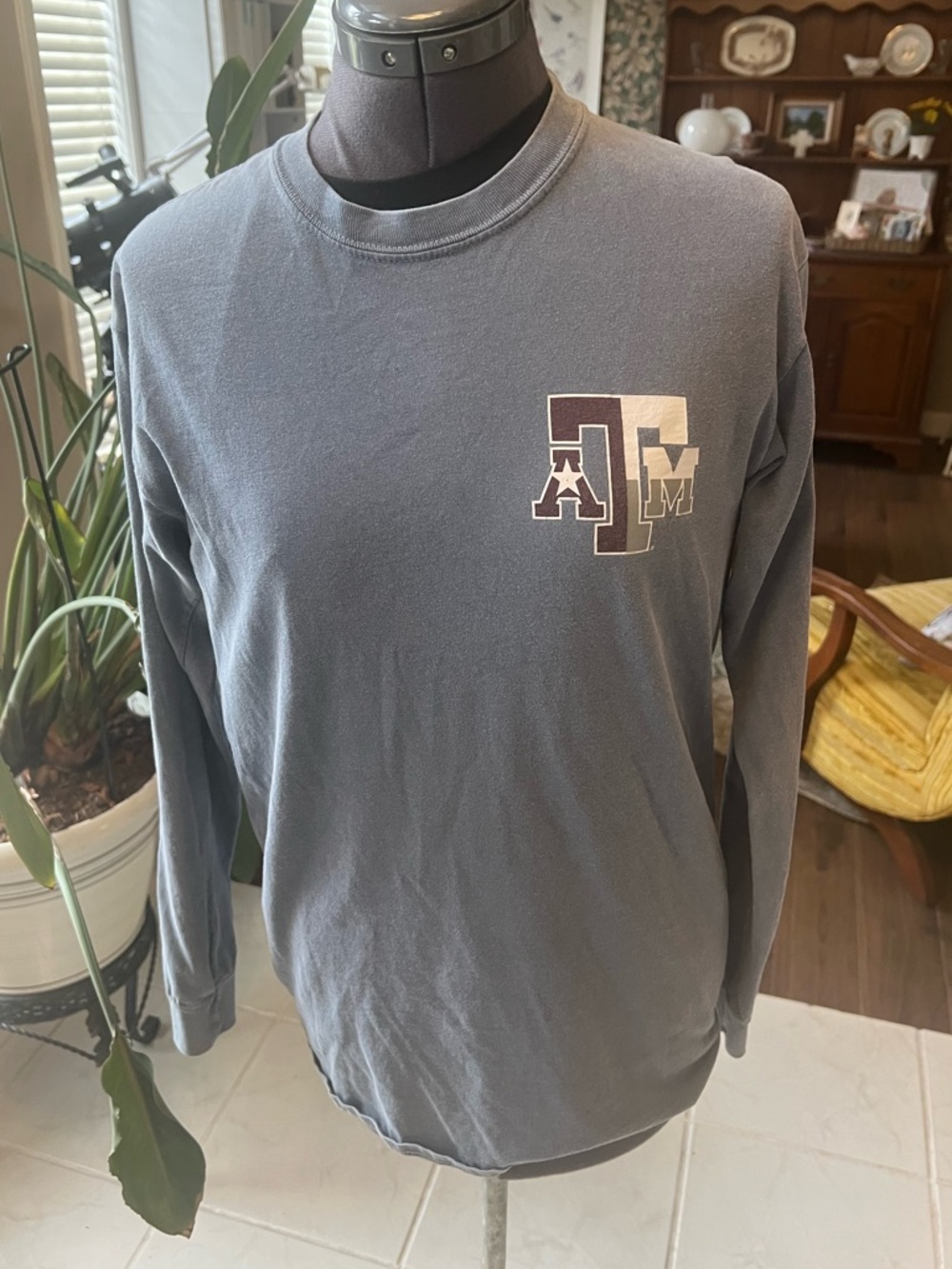 Texas A&M Comfort Colors Gray Crewneck T-shirt size S